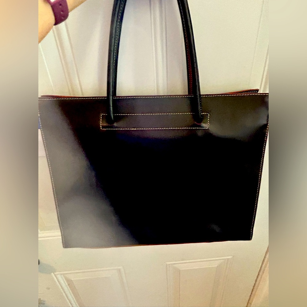 Beautiful Black Lodi’s tote bag .